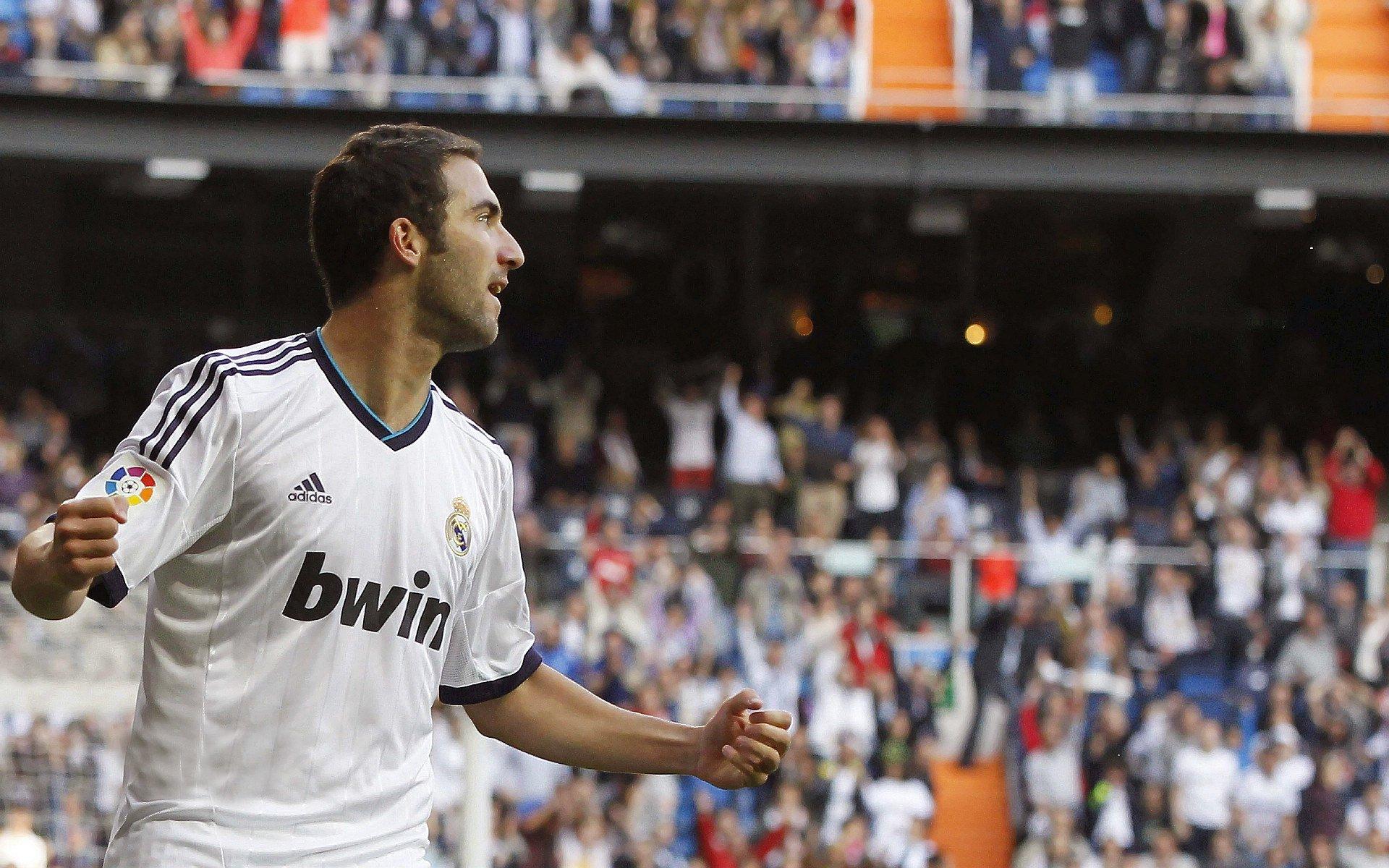 费德勒宣布退役 传奇职业生涯画上完美句点