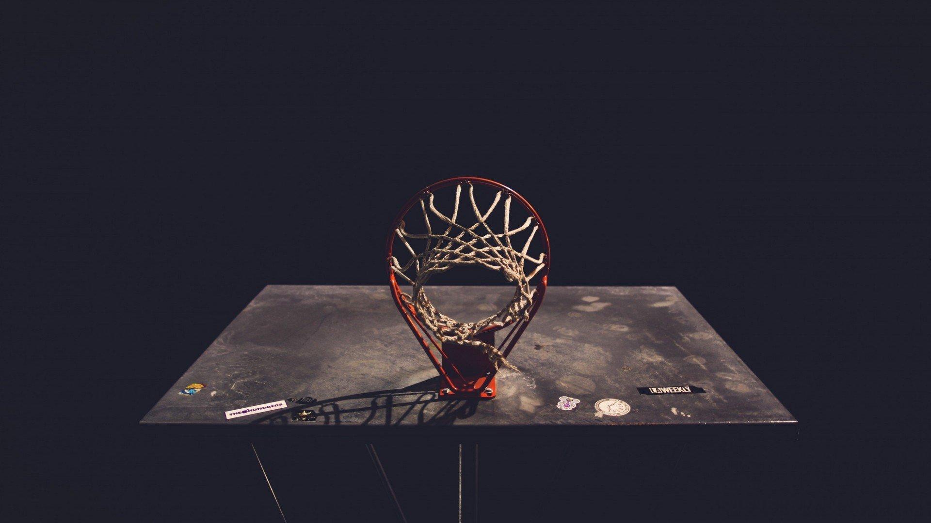 田径世锦赛震撼瞬间,新星打破尘封十年世界纪录,全场沸腾!